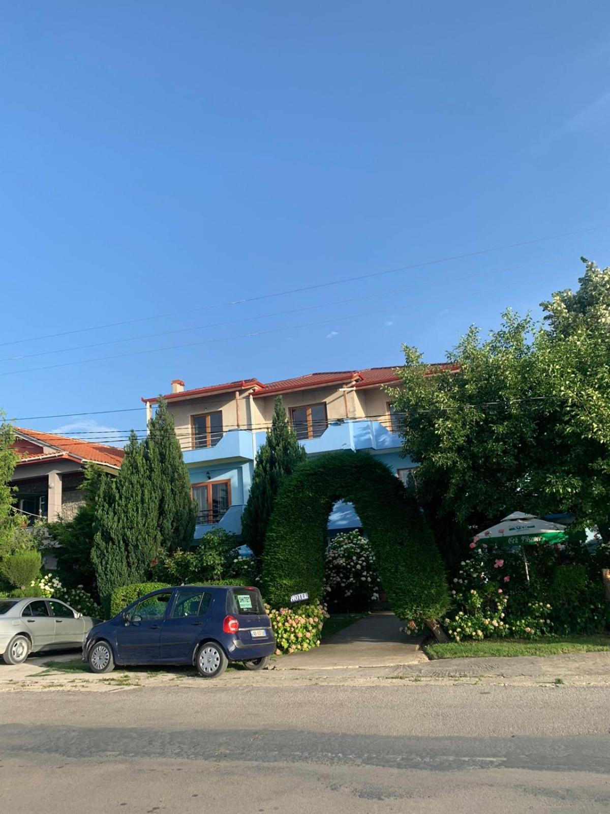 Tushemisht Vila Deni מראה חיצוני תמונה