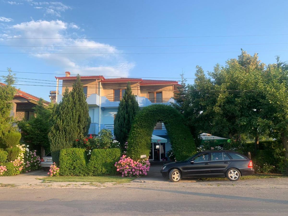 Tushemisht Vila Deni מראה חיצוני תמונה